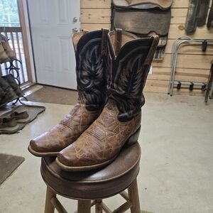 Ariat Stadtler Cowboy Boots